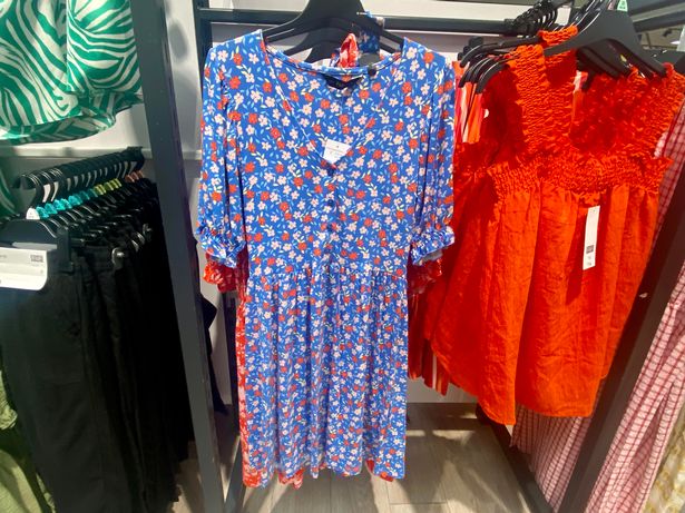 ‘I tried to find the best summer Jubilee street party dress at Tesco with £20 and I was spoilt for choice’ – Alexandra Bullard